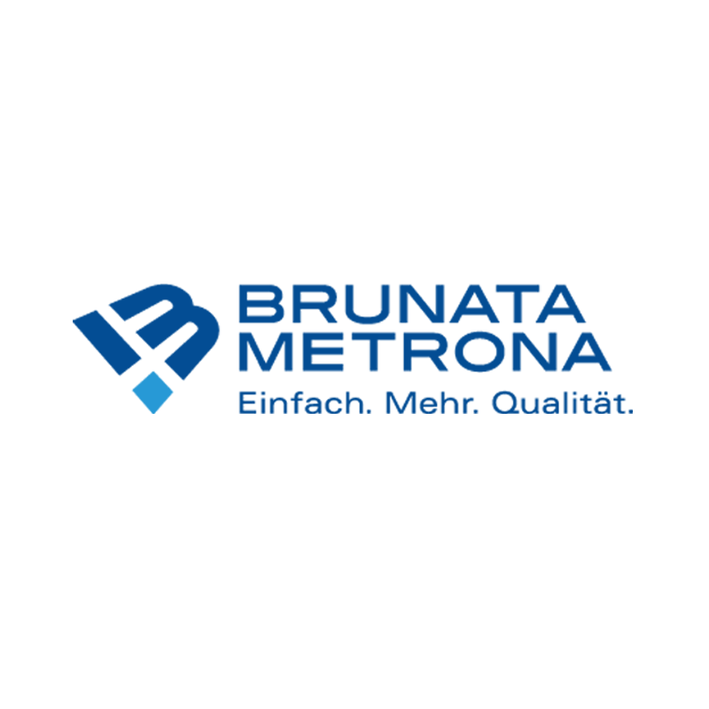 Logo von Brunata Metrona in dunkelblauer Schrift mit einem hellblauen Detail auf der linken Seite und unterhalb der Schriftzug Einfach. Mehr. Qualität.